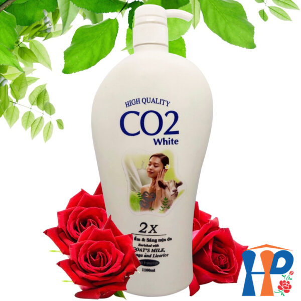 Sữa Tắm CO2 Hight Quality White 2X Enrich Goat Milk Shower Gel (Tinh chất sữa Dê, giữ ẩm, sáng da, lưu hương 2h)